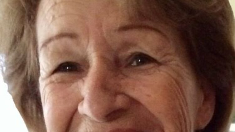 Mme Nicole Villeneuve