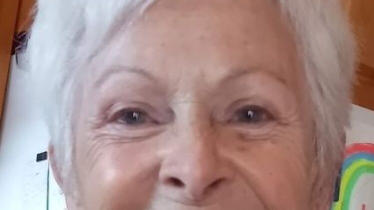 Mme Lydie Ferron Charland