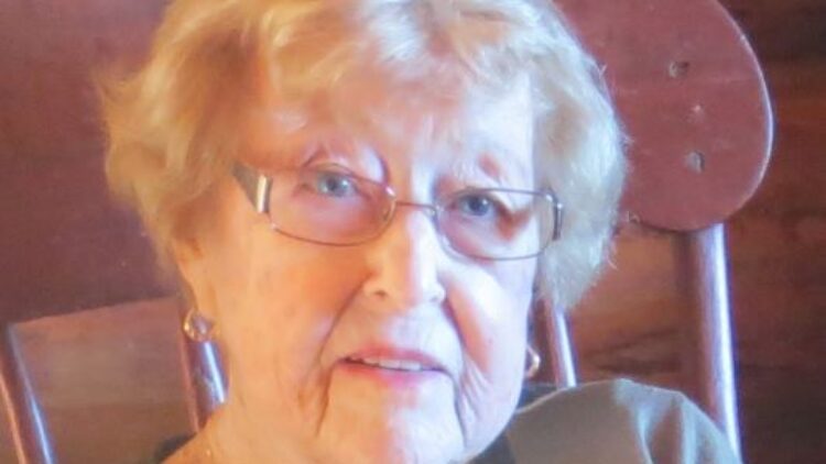 Mme Carmen Blais Garceau