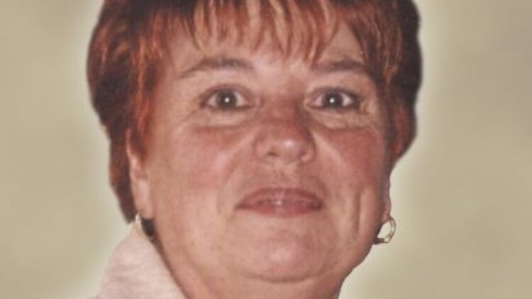 Mme Madeleine Veillette Villeneuve