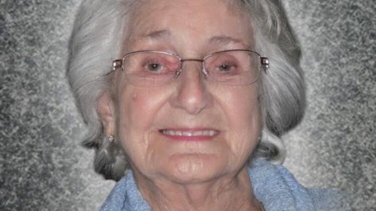 Mme Anita Lacombe Guillemette