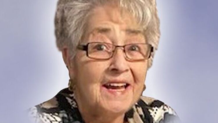 Mme Jeannine Desjardins Allard