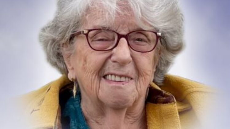 Mme Marthe Hudon Ouellette