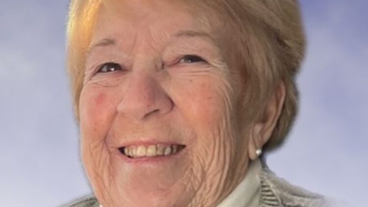 Mme Sandra Renald Brassard