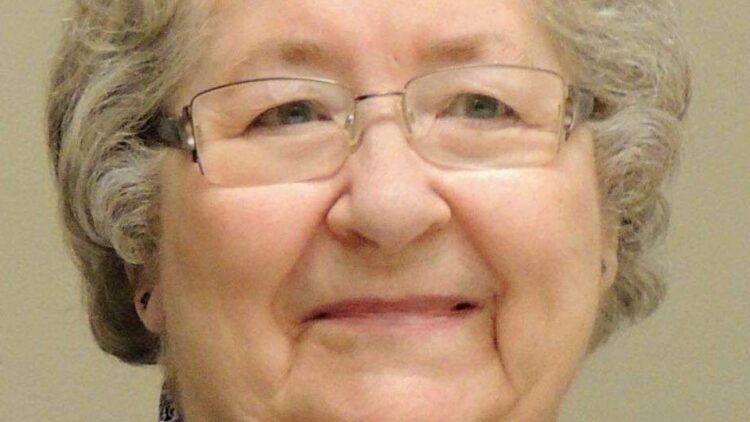 Mme Henriette Roy Auger