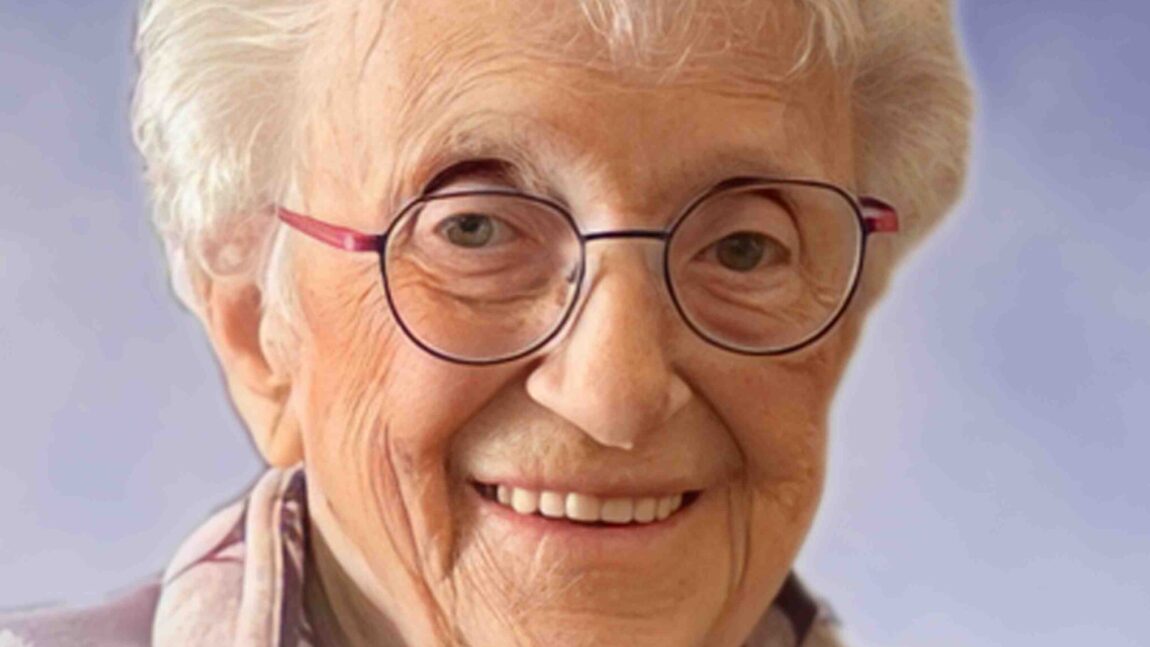 Mme Gertrude Croisetière