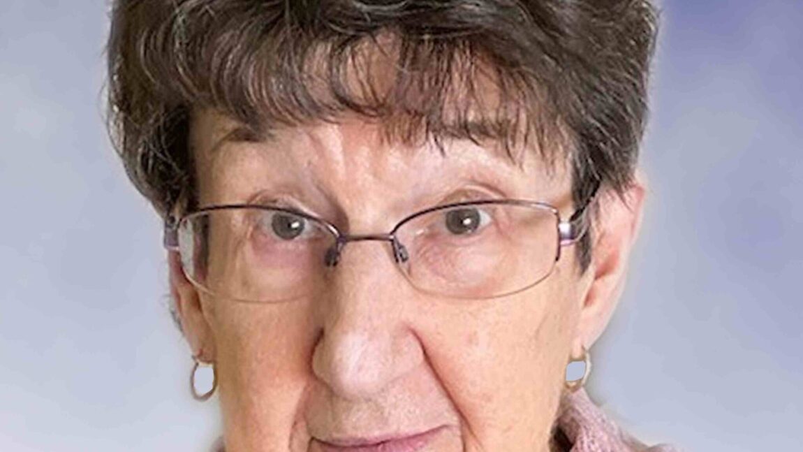 Mme Marguerite Hébert