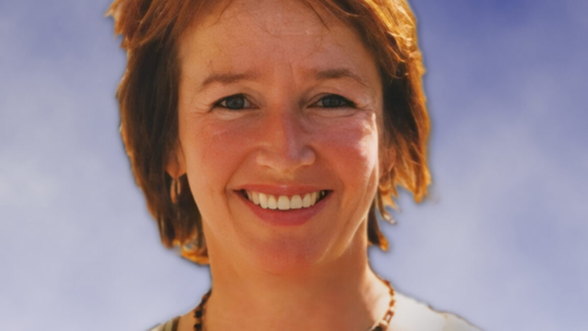 Mme Colette Cournoyer