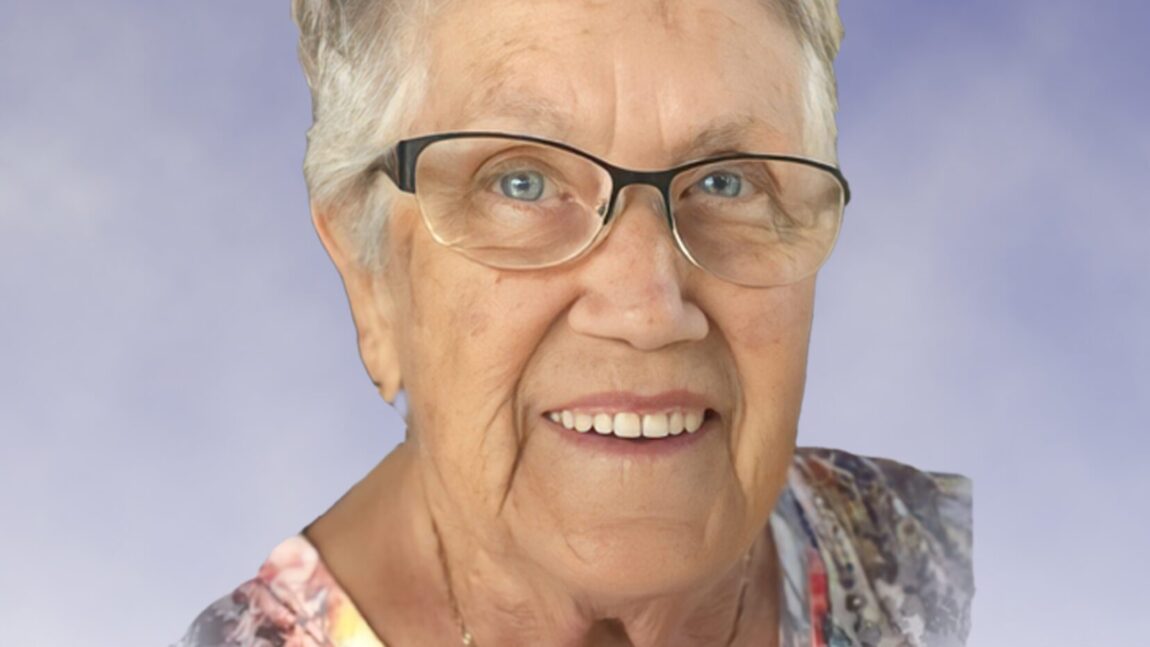 Mme Angèle Croisetière