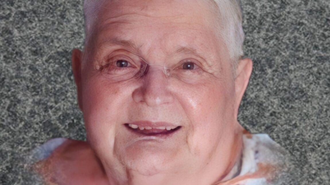 Mme Fernande St-Arnaud Fournier