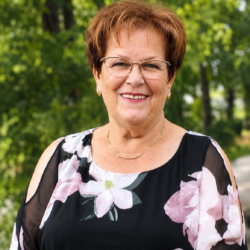 Mme Renée Labrecque